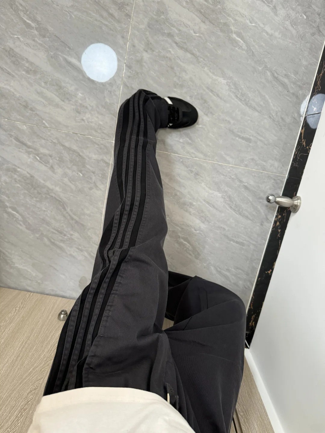 Cleanfit Straight Leg Pants Me – Street Fashion Vibes Bewertung und Preis
