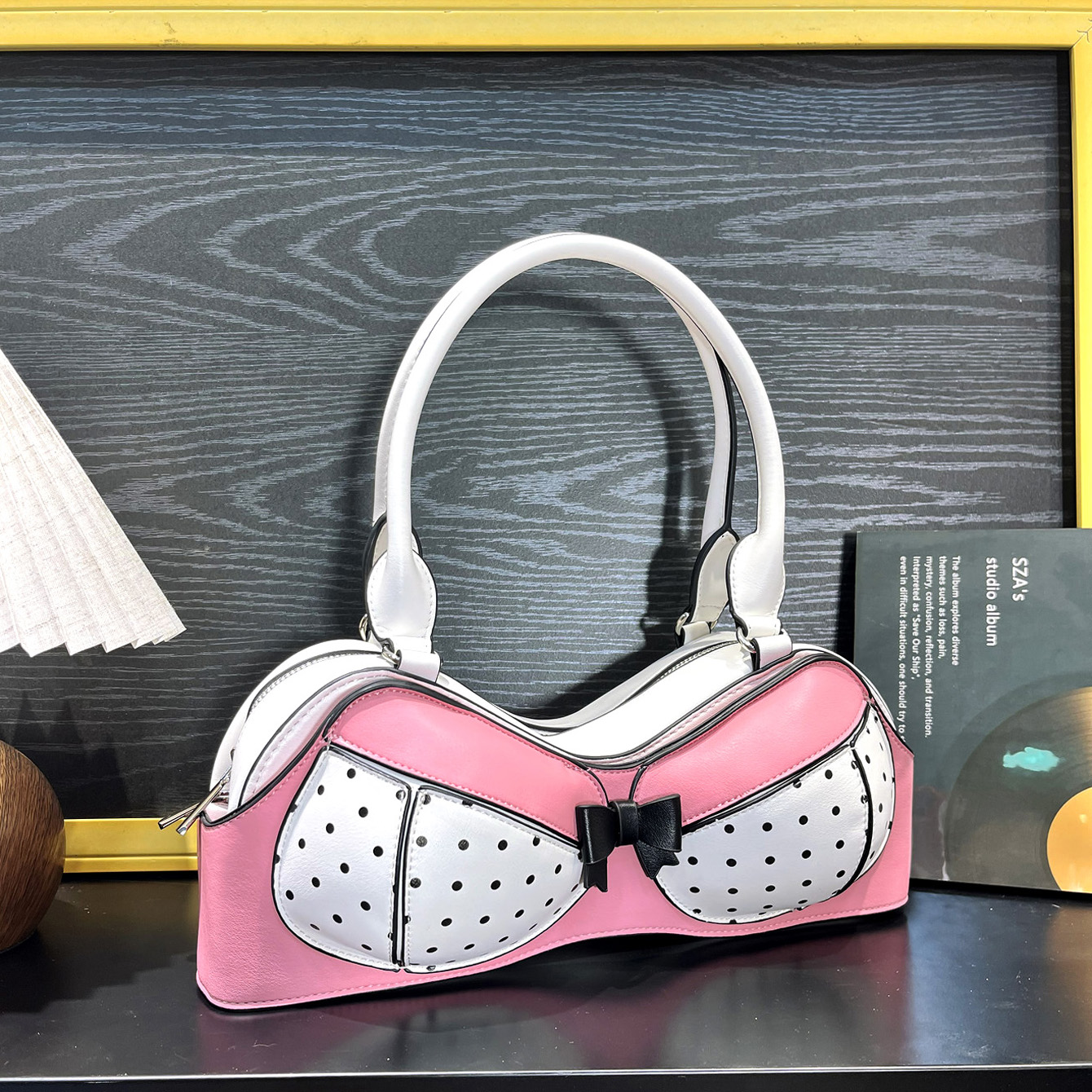 Funny Unique Bra Shaped Handba – Street Fashion Dance Bewertung und Preis