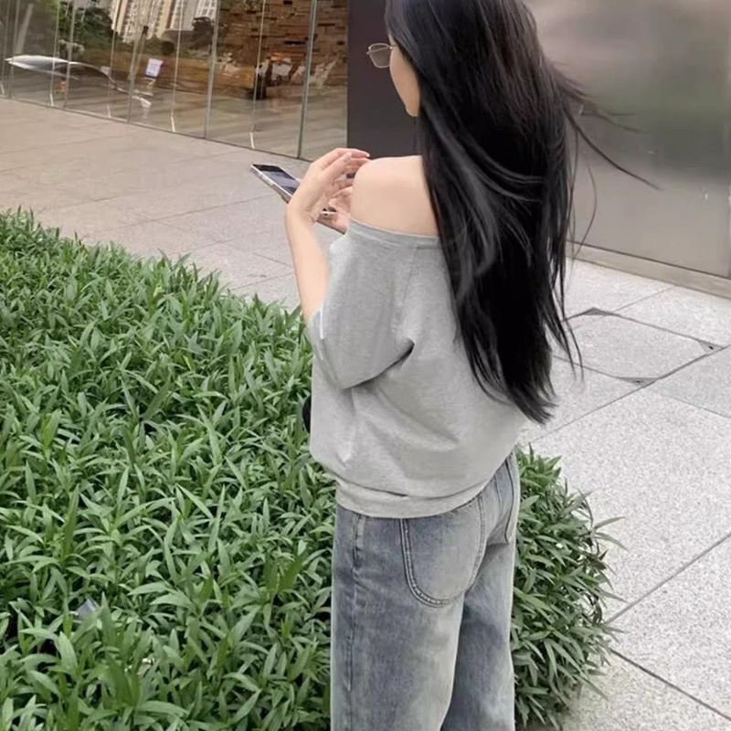 Summer Female T-shirts Off Sho – Street Fashion Korean Girl Bewertung und Preis