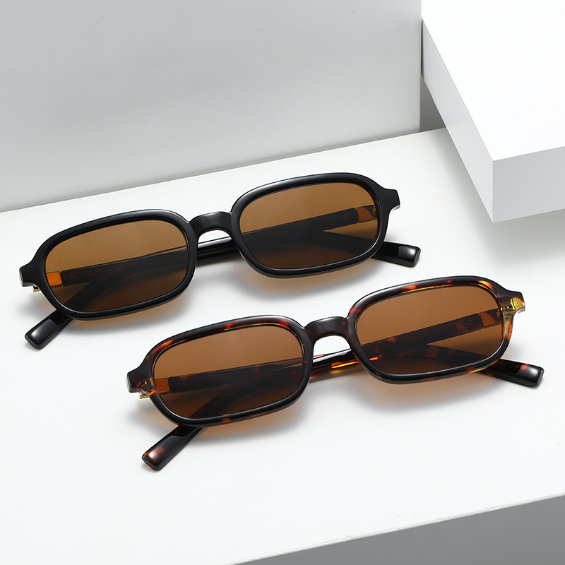 New Small Square Frame Sunglas – Street Fashion Glasses Bewertung und Preis